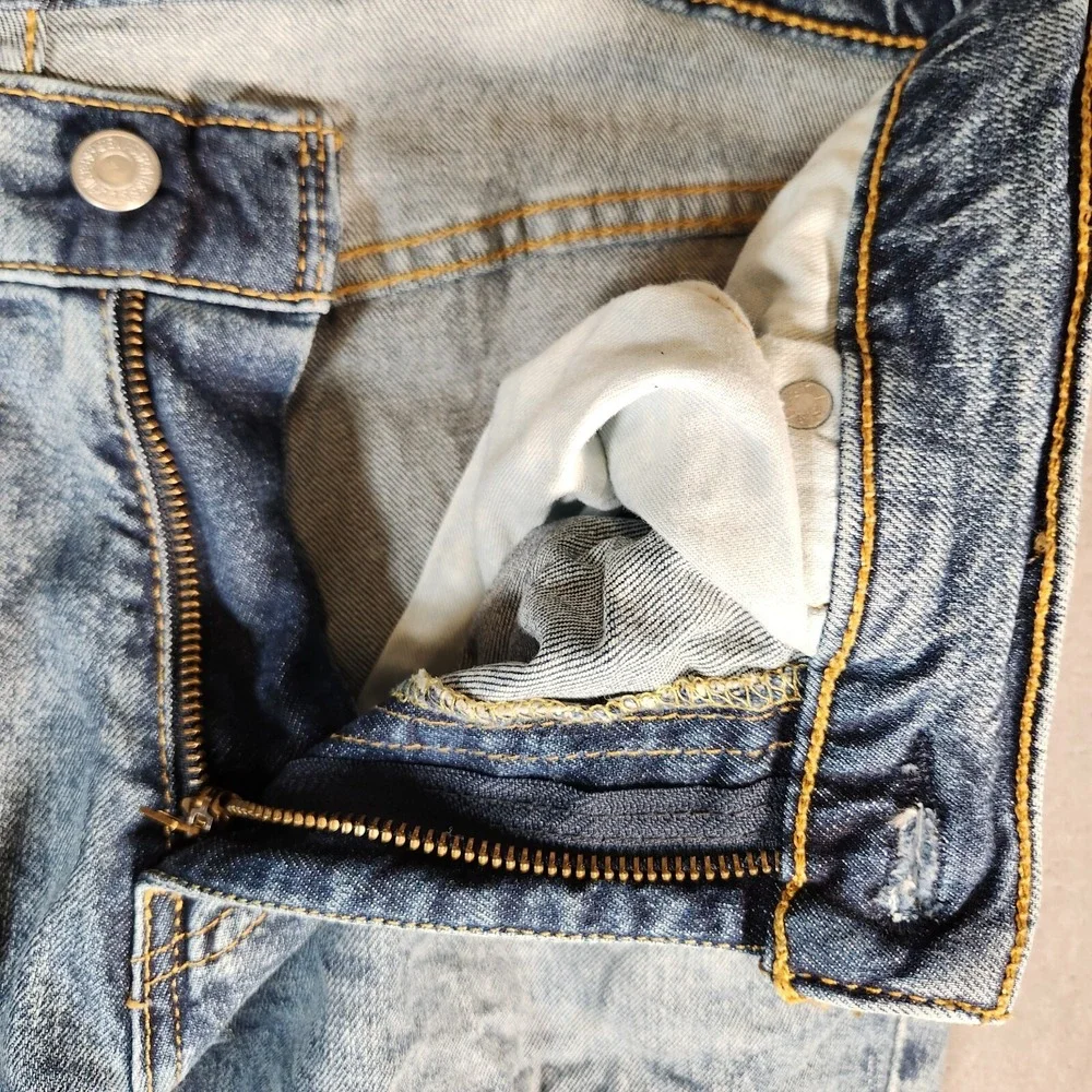 Levis levi 541